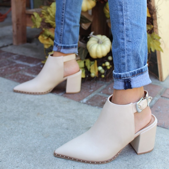 Shoes - 🚨LAST CHANCE//The Layla// Stone buckle Mule
